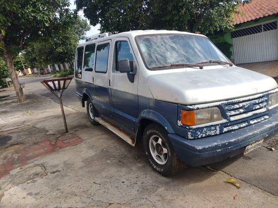 FORD FURGLAINE 3.9 EXECUTIVA VAN DIESEL 4P MANUAL FORD FURGLAINE 3.9 EXECUTIVA VAN DIESEL 4P MANUAL